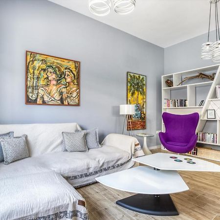 Spacious Flat With Courtyard And Private Parking! Atenas Exterior foto
