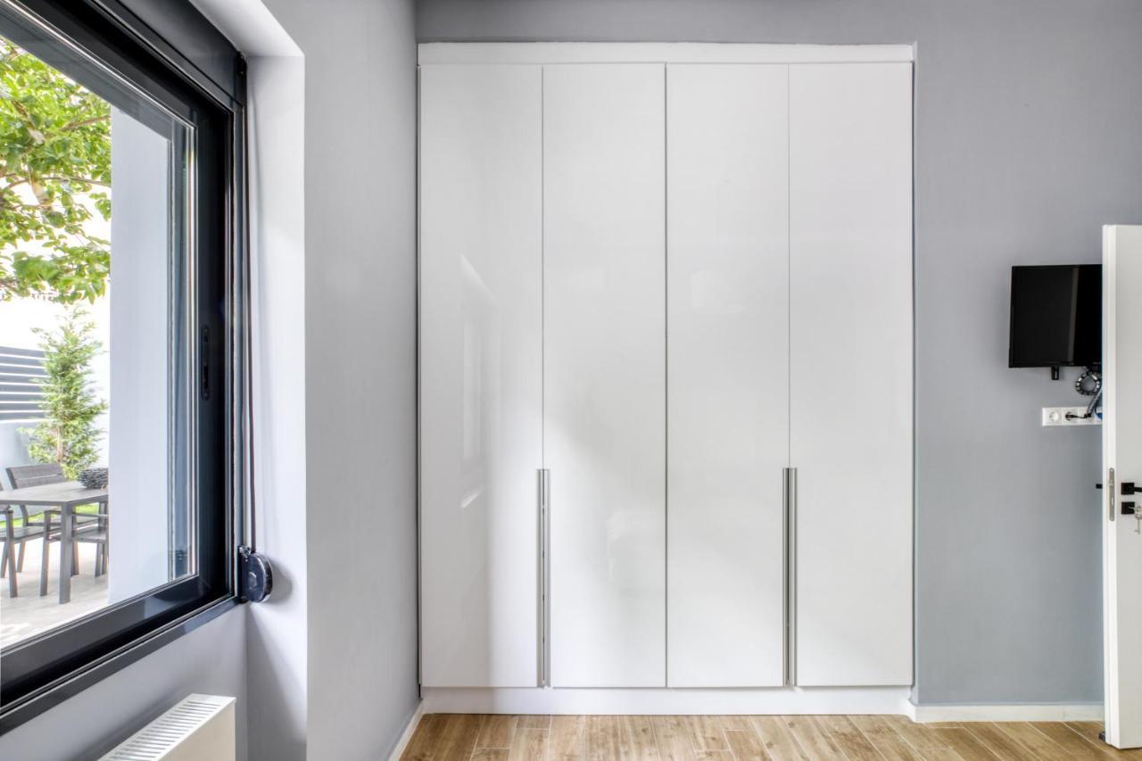 Spacious Flat With Courtyard And Private Parking! Atenas Exterior foto
