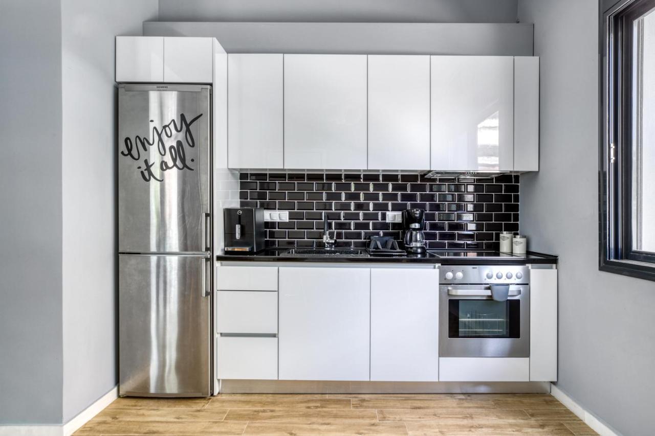 Spacious Flat With Courtyard And Private Parking! Atenas Exterior foto