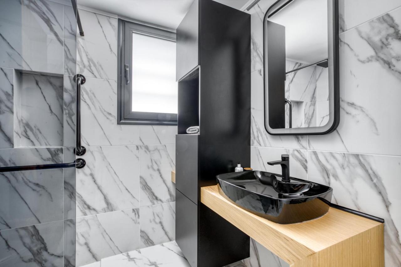 Spacious Flat With Courtyard And Private Parking! Atenas Exterior foto