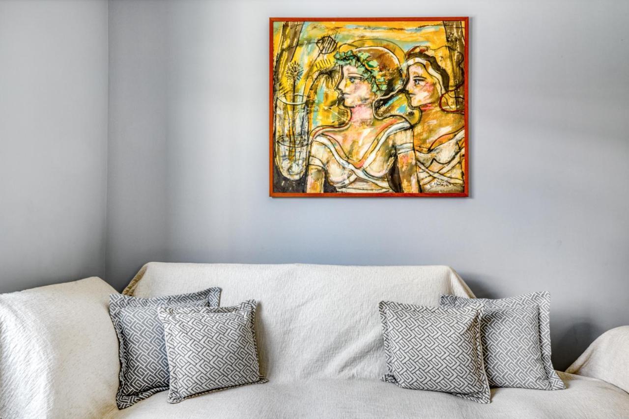 Spacious Flat With Courtyard And Private Parking! Atenas Exterior foto