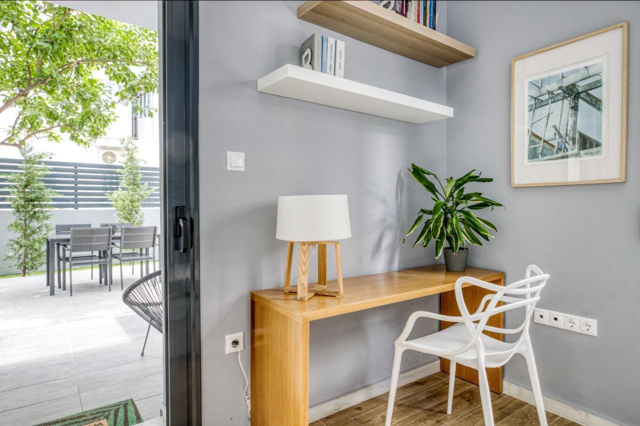 Spacious Flat With Courtyard And Private Parking! Atenas Exterior foto